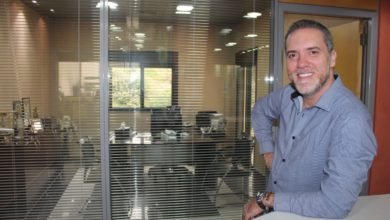 صورة توضيحية - رجل الأعمال اللبناني مارون سلوان وشركائه يطلقون تطبيق Cedarvibe