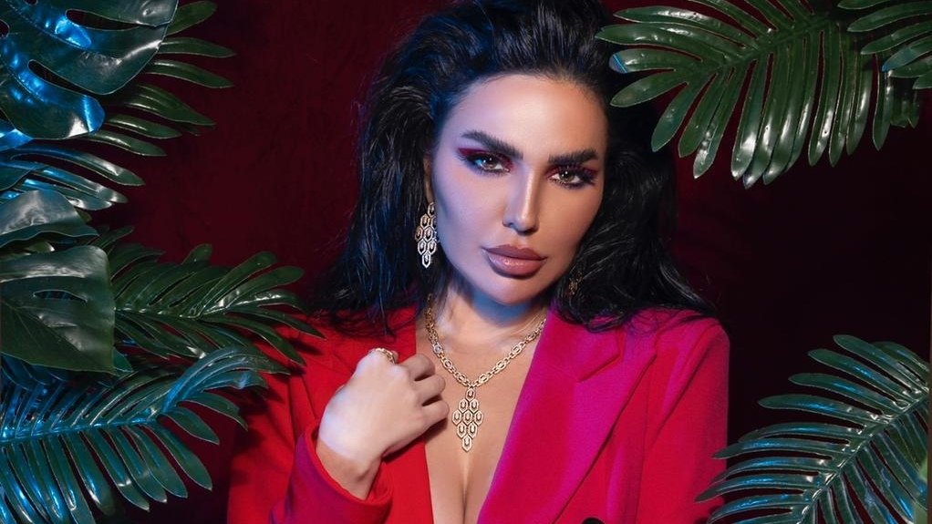 الموديل ميرا تتلقى عرض استثنائي من شركة Tiktok - صورة مميزة صورة مميزة: الموديل ميرا تتلقى عرض استثنائي من شركة Tiktok