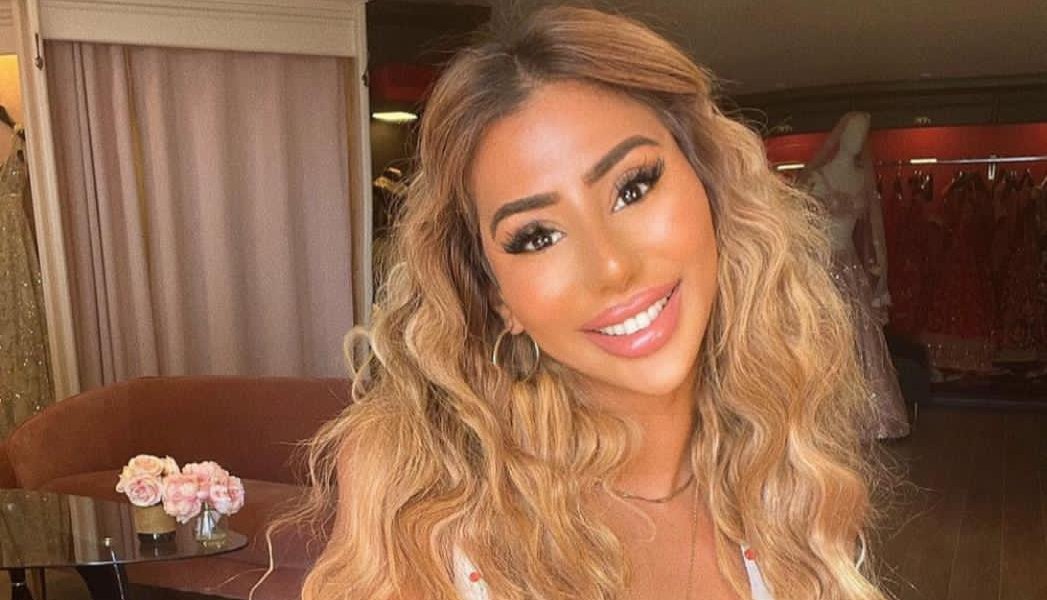 خبيرة المكياج العالمية جينا بادين/ Gina Badhen تحظى بشعبية كبيرة على الإنستغرام