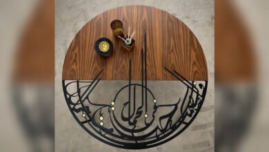 صورة توضيحية - طاولة الخط العربي إبداع جديد يحمل بصمة شركة Dania D Design