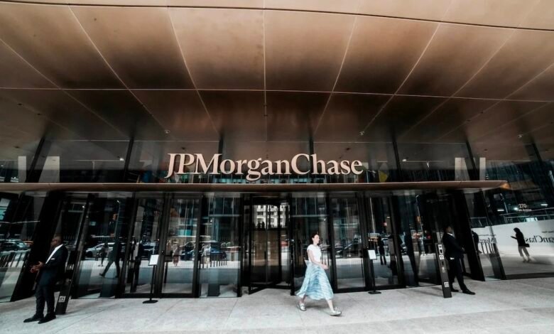 JPMorgan يخطف مصرفياً بارزاً من Bank of America لقيادة صفقات التكنولوجيا