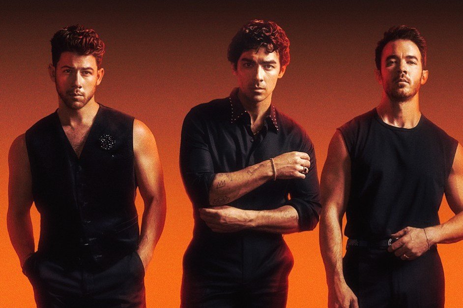 Jonas Brothers يعلنون جولة ضخمة في 45 مدينة بعد نفاد تذاكر حفلات نيويورك - صورة مميزة صورة مميزة: Jonas Brothers يعلنون جولة ضخمة في 45 مدينة بعد نفاد تذاكر حفلات نيويورك