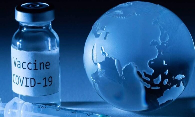 Moderna وPfizer‑BioNTech وNovavax‑Sanofi تحصل على موافقة FDA