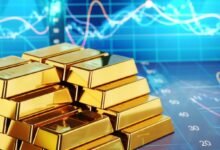 ضعف الدولار وترقب بيانات التضخم يدفعان الذهب إلى 4,646 دولار
