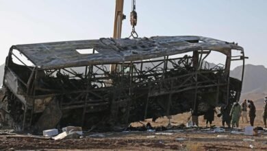 حادث حافلة دهب–نويبع يعيد نقاش سلامة النقل البري بعد 21 وفاة