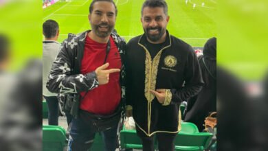 أحمد سليمان رفقة الدكتور سمايلي في ليلة تأهل المغرب