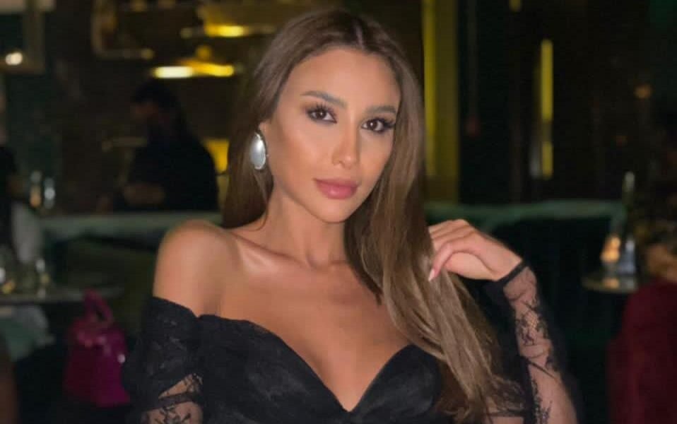 الإعلامية اللبنانية ملاك الحسيني صاحبة الإطلالات الساحرة والشخصية المؤثرة - صورة مميزة الإعلامية اللبنانية ملاك الحسيني صاحبة الإطلالات الساحرة والشخصية المؤثرة