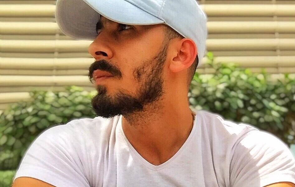 المزيّن هاني مقهور شاب لبناني متعدد المواهب - صورة مميزة صورة مميزة: المزيّن هاني مقهور شاب لبناني متعدد المواهب