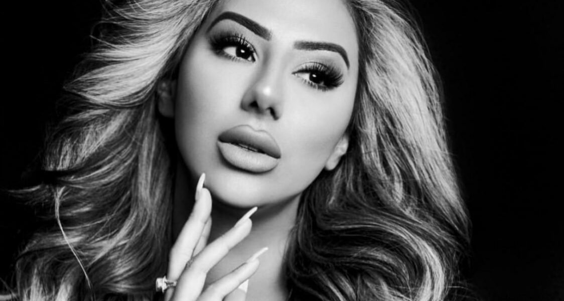 صورة مميزة: بإجماع مشاهير العالم.. جينا بادين Gina Badhen خبيرة المكياج الأولى المعتمدة لجميع المناسبات في المملكة المتحدة