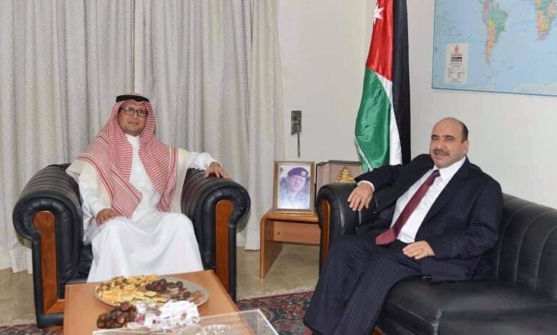 سفير خادم الحرمين الشريفين يلتقي سفير المملكة الأردنية