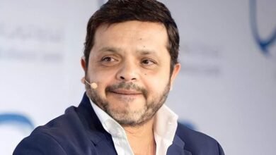 محمد هنيدي يكشف حقيقة خلافه مع عادل إمام بعد فيلم بخيت وعديلة