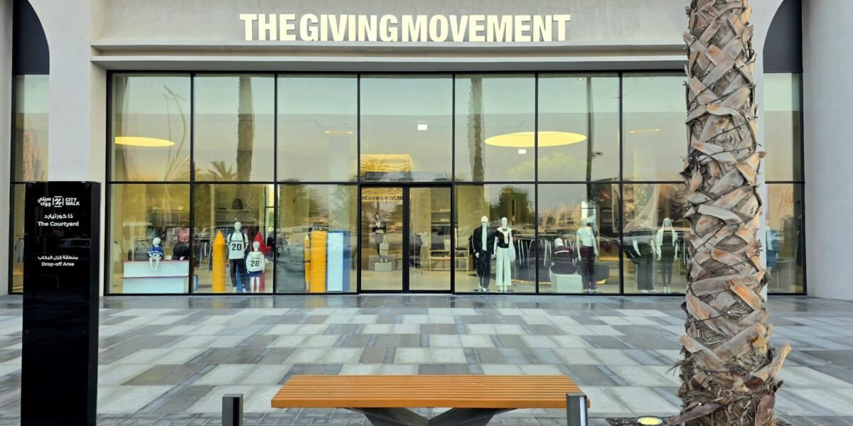 موضة مستدامة في دبي The Giving Movement يطلق متجره الجديد في City Walk